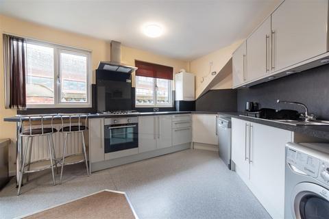 3 bedroom apartment to rent, £135pppw - Leazes Park Road, City Centre, NE1