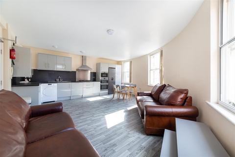 4 bedroom apartment to rent, £125pppw - Fenkle Street, City Centre, Newcastle Upon Tyne