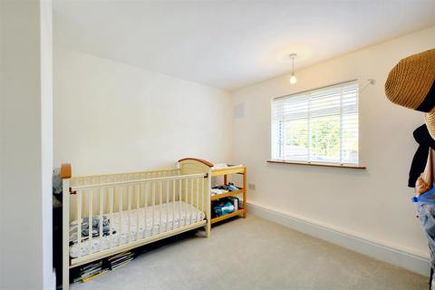 4 The Mount, Bestwood Village, Nottingham, NG6 8TP