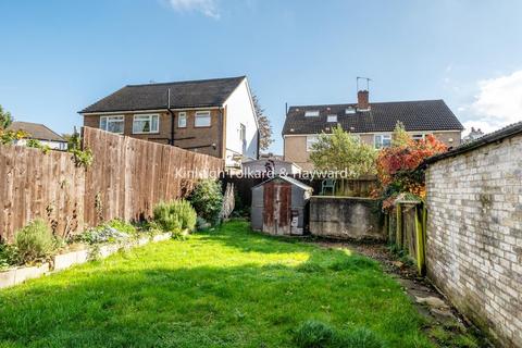 3 bedroom semi-detached house for sale, Avenue Road, Southgate