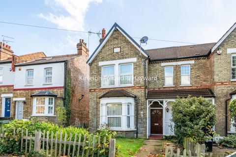 3 bedroom semi-detached house for sale, Avenue Road, Southgate