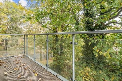 2 bedroom flat for sale, Sylvan Hill, Crystal Palace