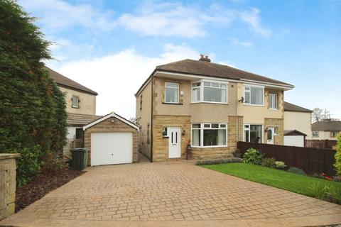 4 Leafield Crescent, Bradford, BD2 3SQ