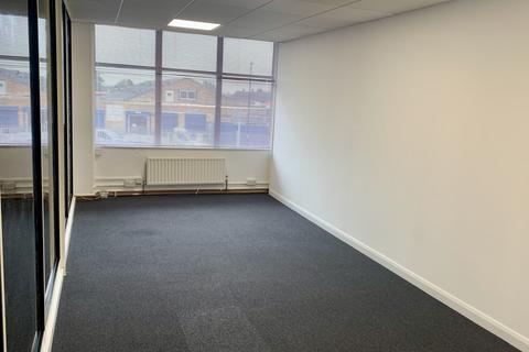 Property to rent, Addington Business Centre, Croydon, CR0