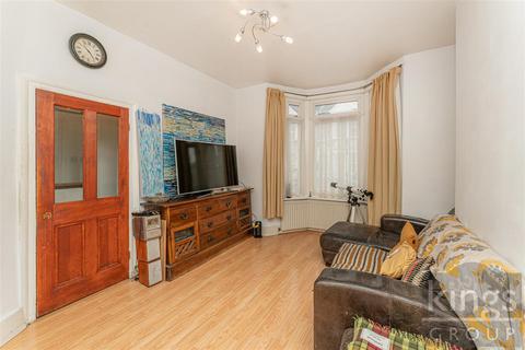 3 bedroom terraced house for sale, Ashville Road, London