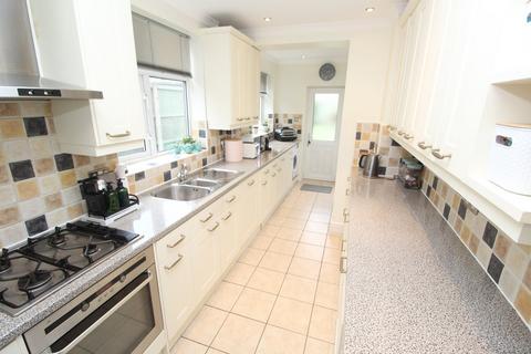 3 bedroom semi-detached house for sale, New Street, Leicester LE8