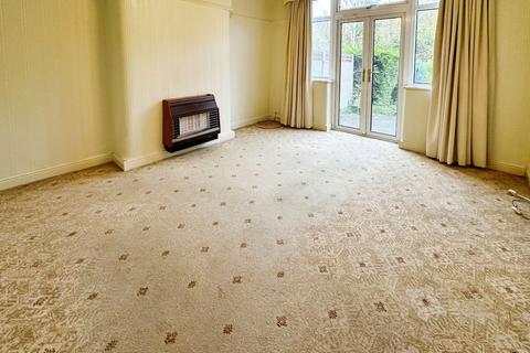 3 bedroom semi-detached house for sale, Homestead Crescent, Manchester, Greater Manchester, M19