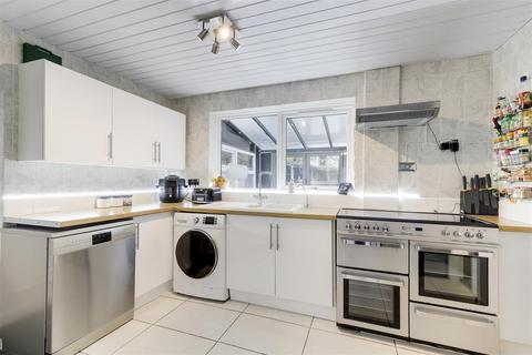175 Bagnall Road, Nottingham, NG6 8SJ