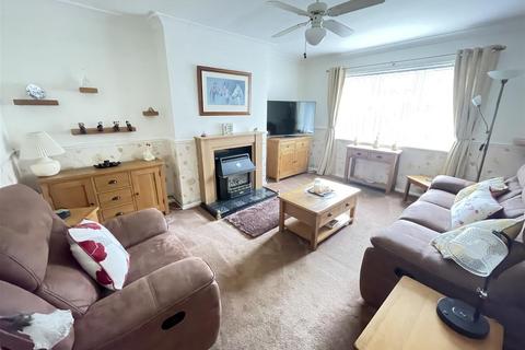 2 bedroom ground floor flat for sale, Westwood Road, Salisbury SP2