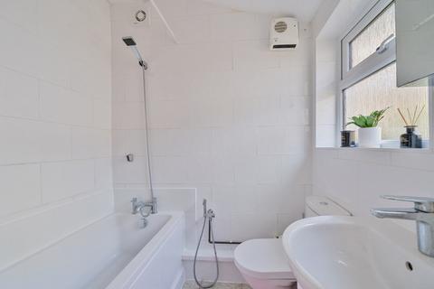74 Mount Pleasant, Reading, RG1 2TD