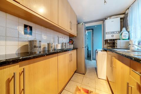 3 bedroom terraced house to rent, Wingfield Road Gravesend DA12