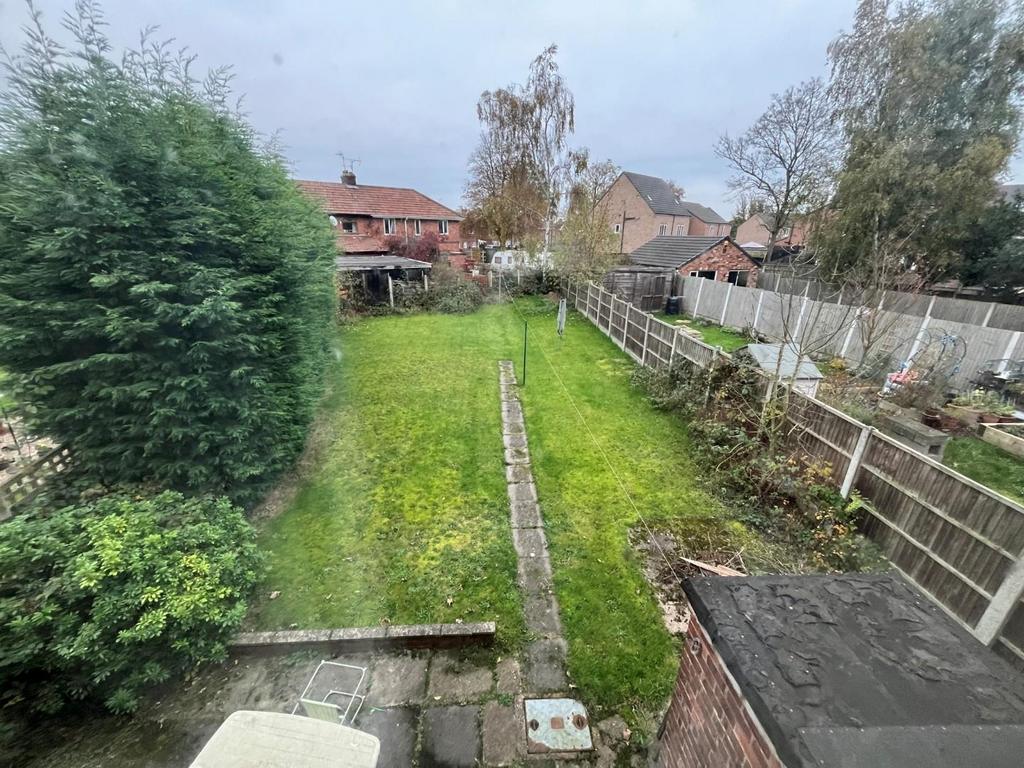 Rear view of garden from first floor.jpg