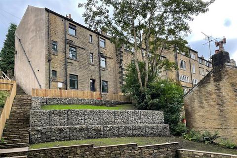 2 bedroom terraced house to rent, Dunford Road, Holmfirth HD9