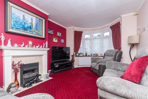 4 bedroom semi-detached house for sale, Northumberland Avenue, Welling, Kent