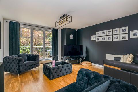 11 Cairnhill View, Glasgow, G61 1RR