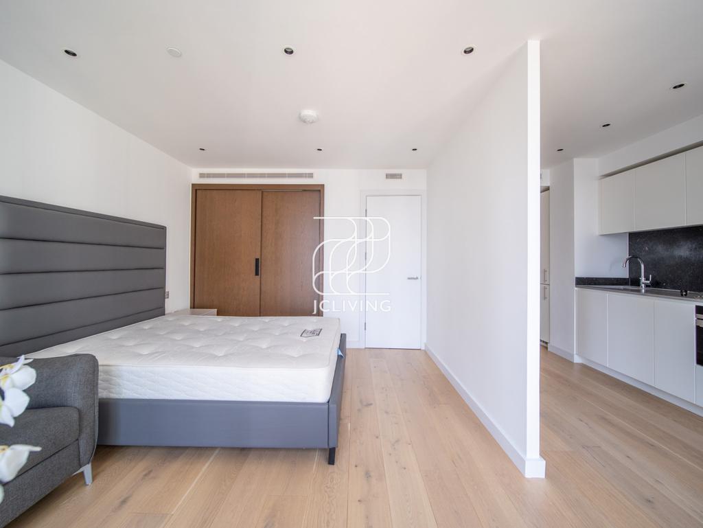 10 Marsh Wall, LONDON, E14