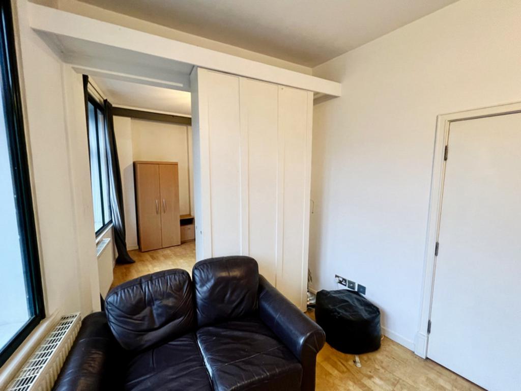 Living &amp; Kitchen Area