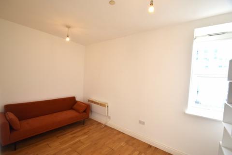 1 bedroom flat to rent, 110 - 114 Baxter Avenue, Southend-on-sea SS2