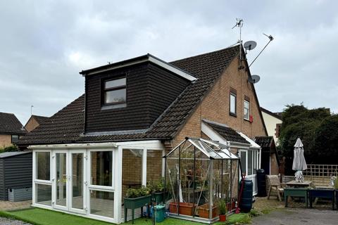 2 bedroom end of terrace house for sale, Fulmar Close, Penarth