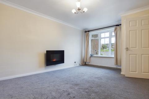 2 bedroom townhouse to rent, Stonebeck Avenue, Harrogate, HG1