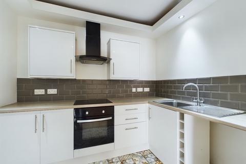 1 bedroom flat to rent, High Street, Stoke-On-Trent ST8