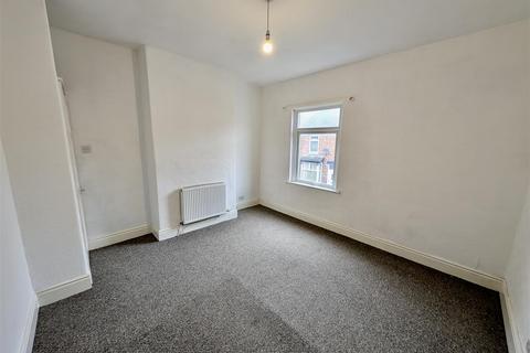 3 bedroom terraced house to rent, Craig Street, Darlington