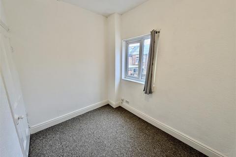 3 bedroom terraced house to rent, Craig Street, Darlington