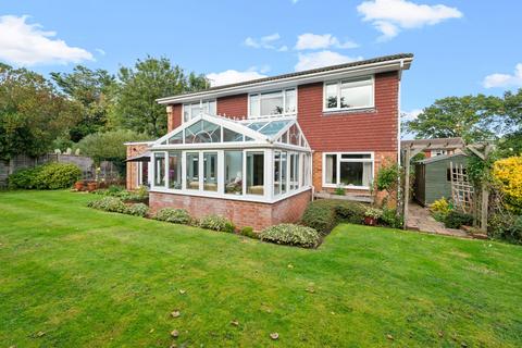 4 bedroom detached house for sale, Long Copse Close, Great Bookham, KT23