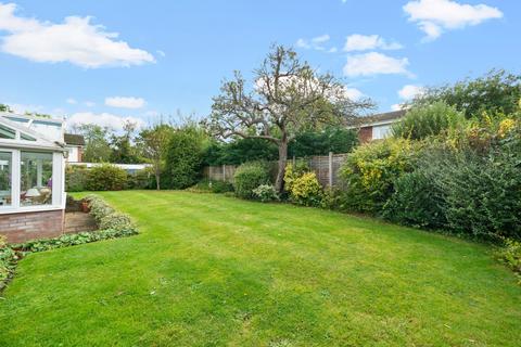 4 bedroom detached house for sale, Long Copse Close, Great Bookham, KT23