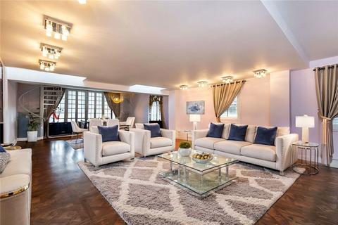 5 bedroom semi-detached house for sale, Cinnamon Row, Plantation Wharf, London, SW11