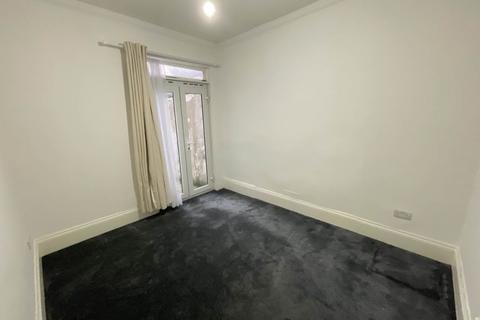 1 bedroom apartment to rent, Meanley Road, Manor Park, London