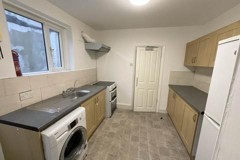 1 bedroom apartment to rent, Meanley Road, Manor Park, London