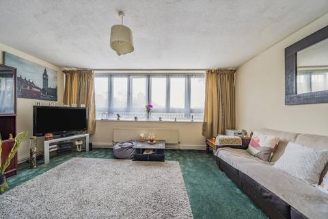 3 bedroom maisonette for sale, Summerwood Road, Isleworth, TW7