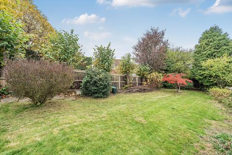 3 bedroom semi-detached house for sale, Village Way, Beckenham