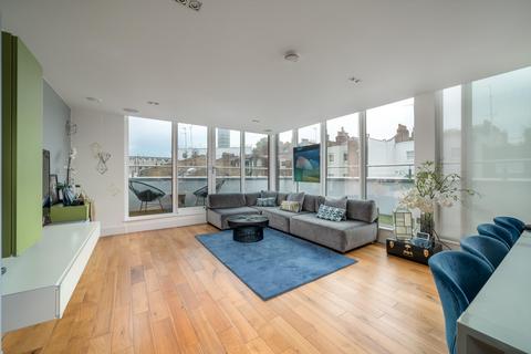 2 bedroom flat to rent, Warren Street, London, W1T