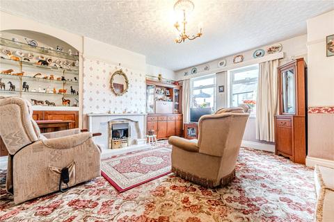 3 bedroom semi-detached house for sale, Leathley Crescent, Menston, Ilkley, West Yorkshire