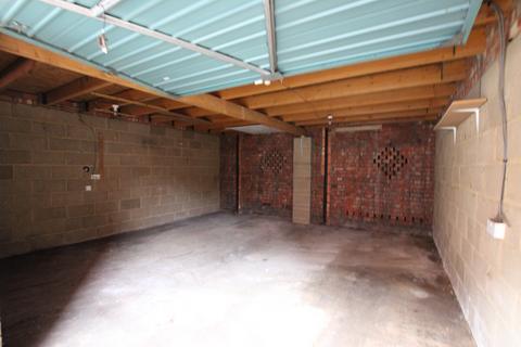 Garage to rent, Havelock Street, Kettering NN16