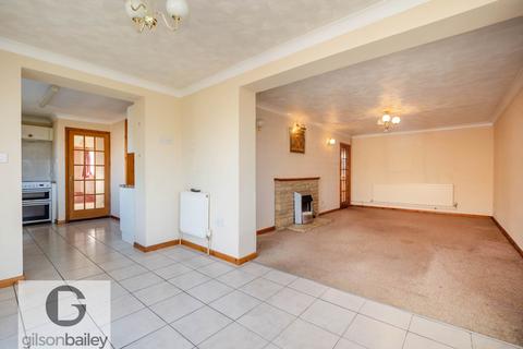 4 bedroom detached bungalow for sale, Elm Road, Norwich NR13