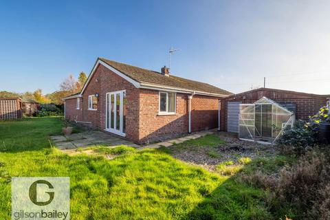 4 bedroom detached bungalow for sale, Elm Road, Norwich NR13