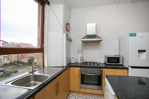 1 bedroom flat to rent, Restalrig Road South, Restalrig, Edinburgh, EH7