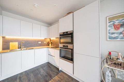 1 bedroom apartment for sale, Clarkson Crescent, London