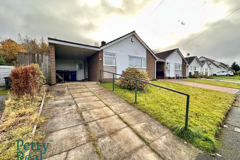 2 bedroom semi-detached bungalow for sale, Pennine Way, Brierfield