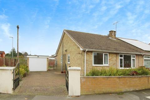 3 bedroom semi-detached bungalow for sale, Court Gardens, Snaith DN14