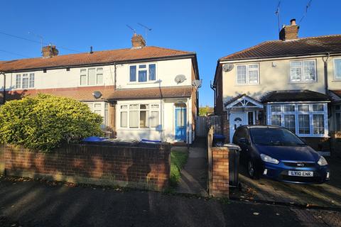 1 bedroom flat for sale, Birchwood Avenue, Hatfield, Hertfordshire