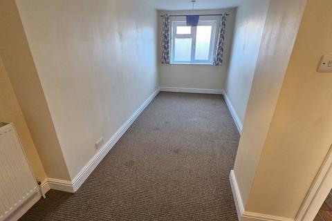 1 bedroom flat for sale, Birchwood Avenue, Hatfield, Hertfordshire