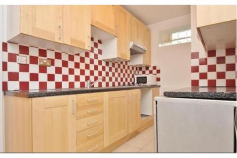 2 bedroom flat to rent, Natal Road, Streatham SW16