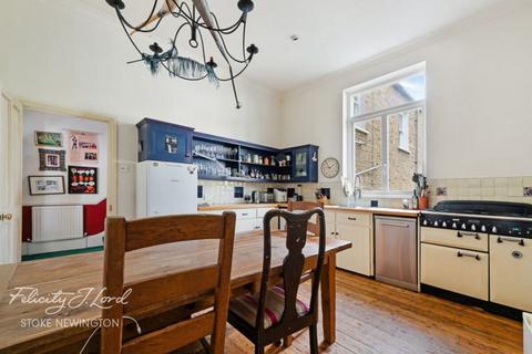 6 bedroom end of terrace house for sale, Manor Road, Stoke Newington, N16