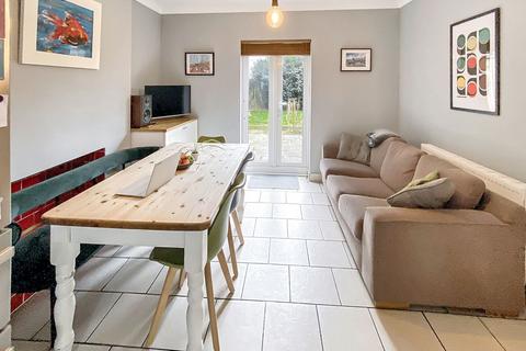 Glendoone Whitfeld Road, Ashford, TN23 7TU
