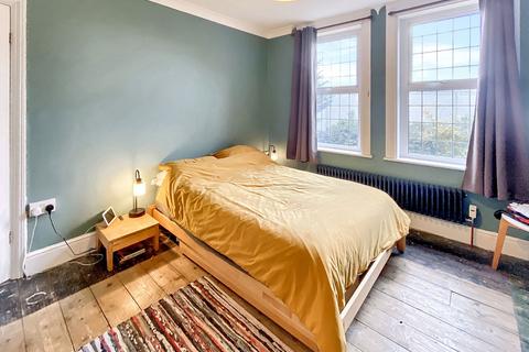 Glendoone Whitfeld Road, Ashford, TN23 7TU