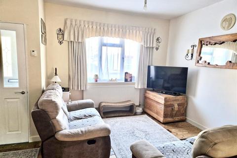 3 bedroom terraced house for sale, Gardiner Street, Gillingham